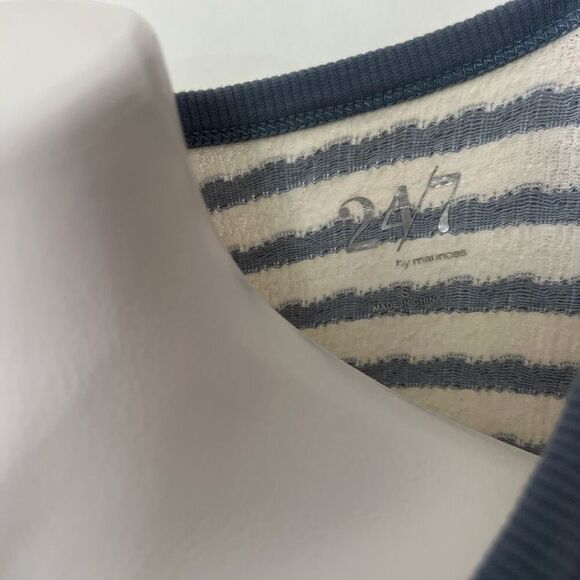 24/7 Maurice’s Nautical stripe short sleeve top - Picture 3 of 6